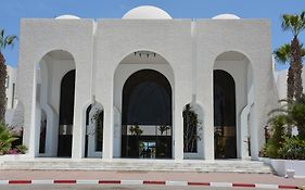 Royal Garden Palace - Families And Couples